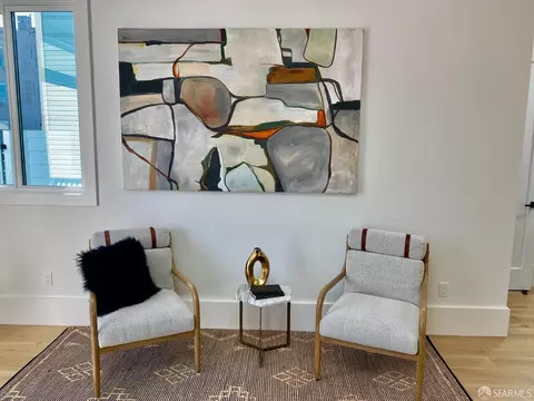 Living - 1609 Castro St, San Francisco, CA 94114 photo 4 of 5