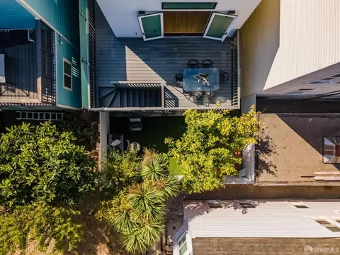 Exterior - 1609 Castro St, San Francisco, CA 94114 photo 11 of 12