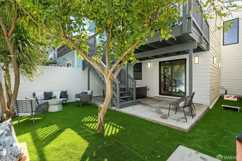 Exterior - 1609 Castro St, San Francisco, CA 94114 photo 7 of 12