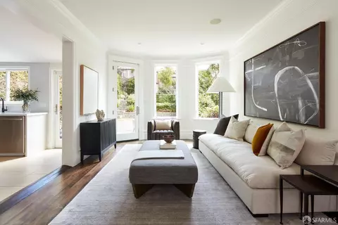 Living - 573 Diamond St, San Francisco, CA 94114 photo 3 of 3