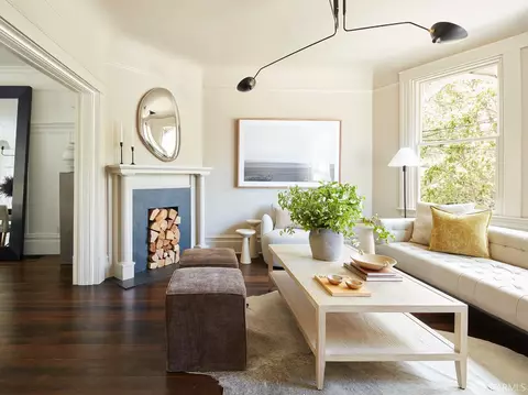 Living - 573 Diamond St, San Francisco, CA 94114 photo 2 of 3