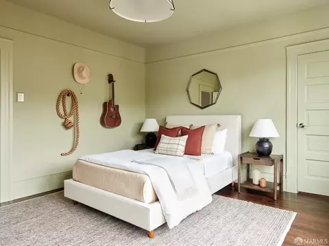 Bedroom - 573 Diamond St, San Francisco, CA 94114 photo 6 of 8