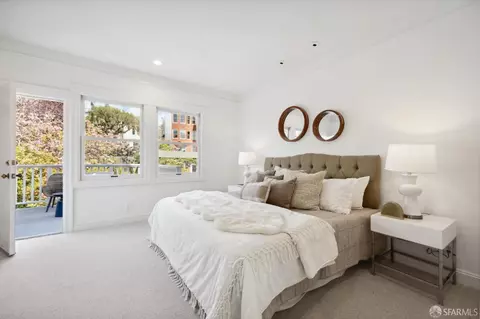 Bedroom - 546 Elizabeth St, San Francisco, CA 94114 photo 1 of 5