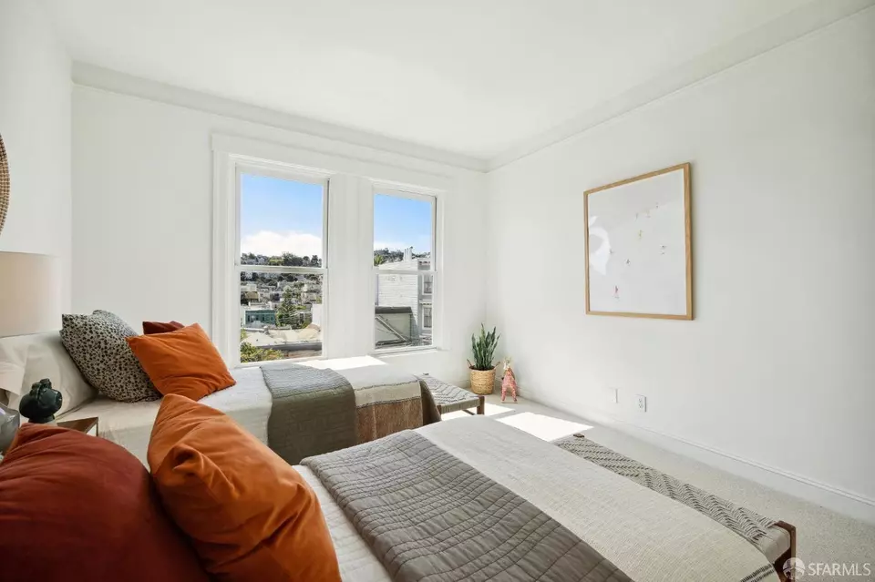Bedroom - 546 Elizabeth St, San Francisco, CA 94114 photo 3 of 5