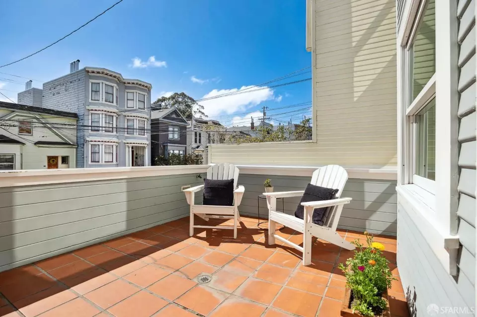 Exterior - 546 Elizabeth St, San Francisco, CA 94114 photo 9 of 9