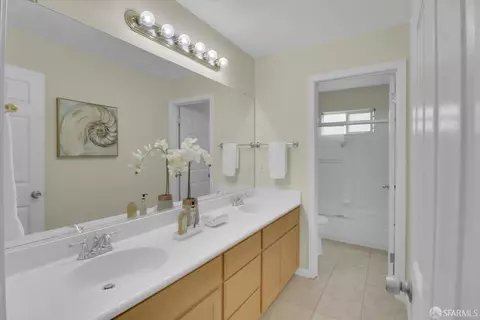 Bath - 4838 Big Bear Rd, Oakley, CA 94561 photo 5 of 7
