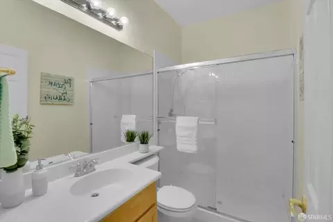 Bath - 4838 Big Bear Rd, Oakley, CA 94561 photo 1 of 7