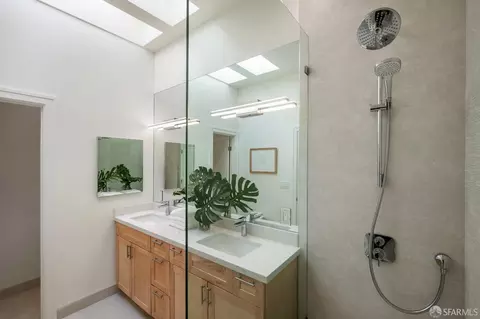 Bath - 2240 Beach St, San Francisco, CA 94123 photo 5 of 7