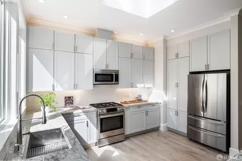Kitchen - 2240 Beach St, San Francisco, CA 94123 photo 3 of 7