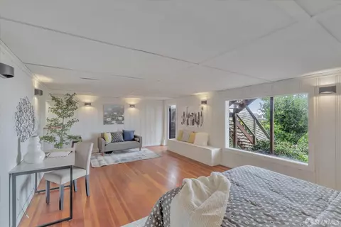 Living - 1935 29th Ave, San Francisco, CA 94116 photo 11 of 13
