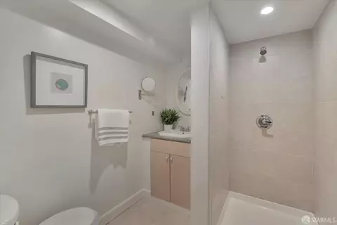 Bath - 1935 29th Ave, San Francisco, CA 94116 photo 3 of 3