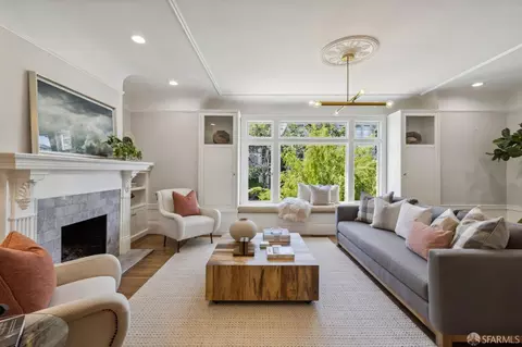 Living - 3038 Steiner St, San Francisco, CA 94123 photo 3 of 4