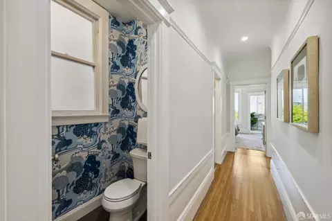 Entry Way - 3038 Steiner St, San Francisco, CA 94123 photo 3 of 4