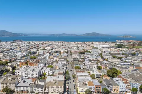 View/Area - 3038 Steiner St, San Francisco, CA 94123 photo 3 of 3
