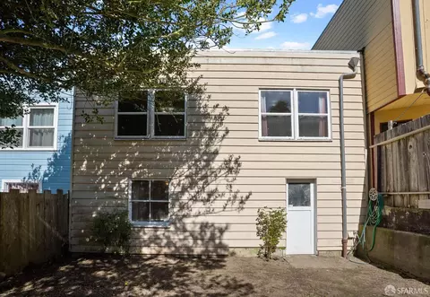 Exterior - 900 Avalon Ave, San Francisco, CA 94112 photo 2 of 6