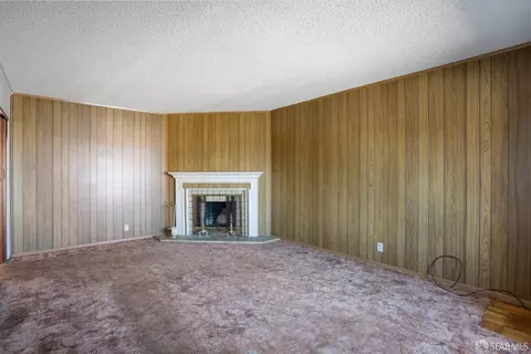 Living - 900 Avalon Ave, San Francisco, CA 94112 photo 1 of 2
