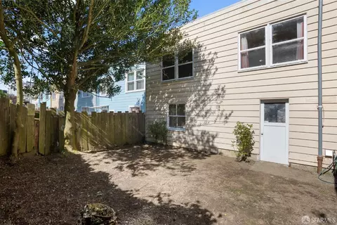 Exterior - 900 Avalon Ave, San Francisco, CA 94112 photo 1 of 6