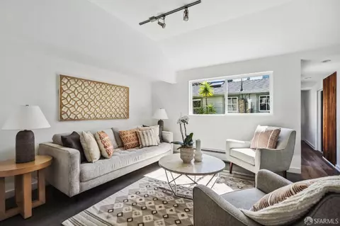 Living - 1553 Thomas Ave, San Francisco, CA 94124 photo 1 of 2