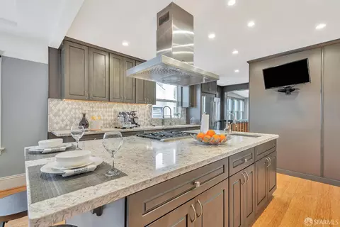 175 Southwood Dr, San Francisco, CA 94112