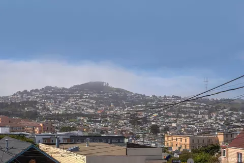 Exterior - 609 Paris St, San Francisco, CA 94112 photo 11 of 11