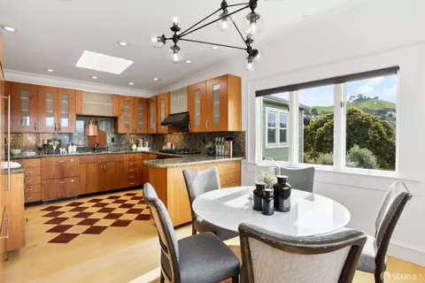 Dining - 146 Peralta Ave, San Francisco, CA 94110 photo 3 of 7