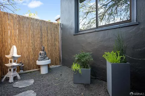 Exterior - 146 Peralta Ave, San Francisco, CA 94110 photo 2 of 23