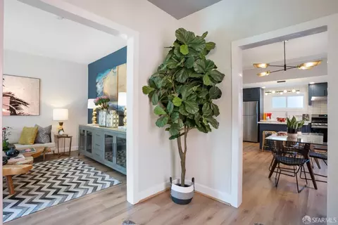 Entry Way - 146 Peralta Ave, San Francisco, CA 94110 photo 4 of 4
