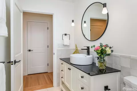 Bath - 130 Vasquez Ave, San Francisco, CA 94127 photo 10 of 10