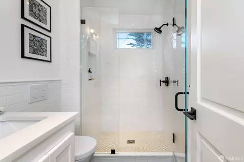 Bath - 130 Vasquez Ave, San Francisco, CA 94127 photo 2 of 10