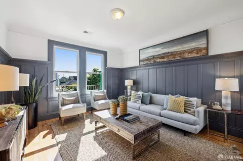 Living - 461 Anderson St, San Francisco, CA 94110 photo 1 of 3