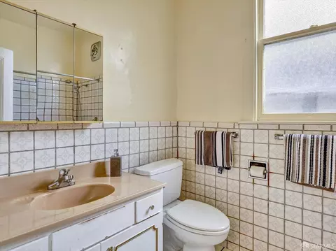 Bath - 3538 24th St, San Francisco, CA 94110 photo 1 of 3