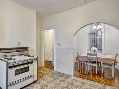 Kitchen - 3538 24th St, San Francisco, CA 94110 photo 4 of 8