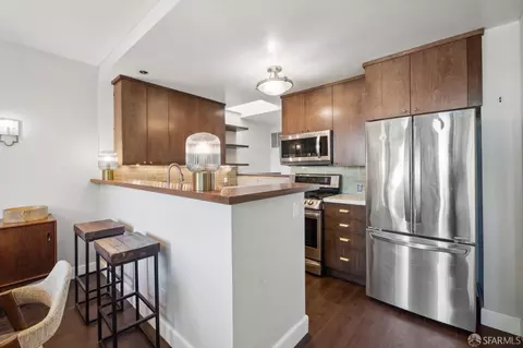Kitchen - 514 Clipper St, San Francisco, CA 94114 photo 1 of 5