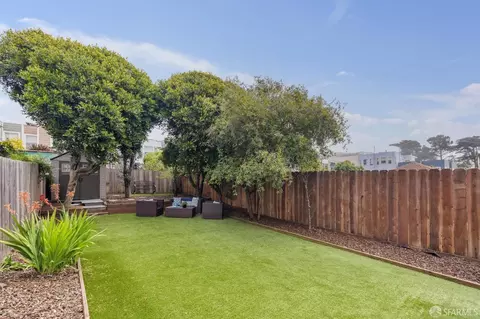 Exterior - 854 43rd Ave, San Francisco, CA 94121 photo 3 of 7