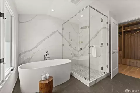 Bath - 266 Pacheco St, San Francisco, CA 94116 photo 5 of 8