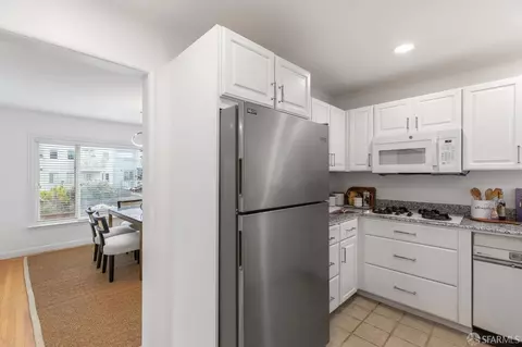 2228 Beach St, San Francisco, CA 94123 photo 13