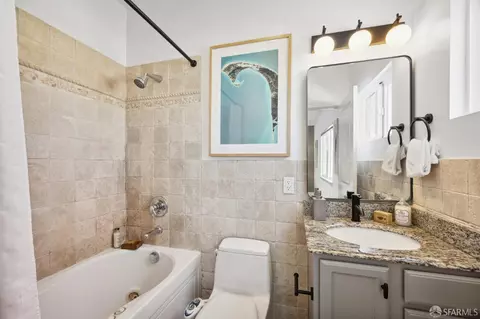 Bath - 574 26th Ave #4, San Francisco, CA 94121 photo 1 of 2
