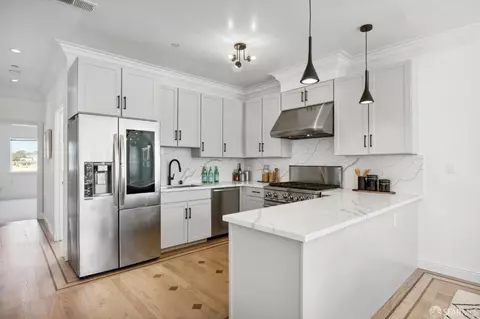 Kitchen - 574 26th Ave #4, San Francisco, CA 94121 photo 1 of 3