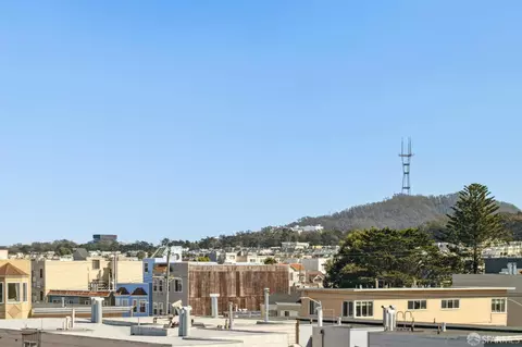 Exterior - 574 26th Ave #4, San Francisco, CA 94121 photo 5 of 11
