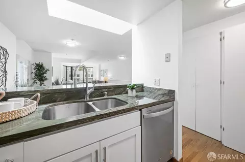Kitchen - 601 Van Ness Ave #70, San Francisco, CA 94102 photo 4 of 5