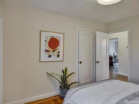 Bedroom - 2438 43rd Ave, San Francisco, CA 94116 photo 6 of 6