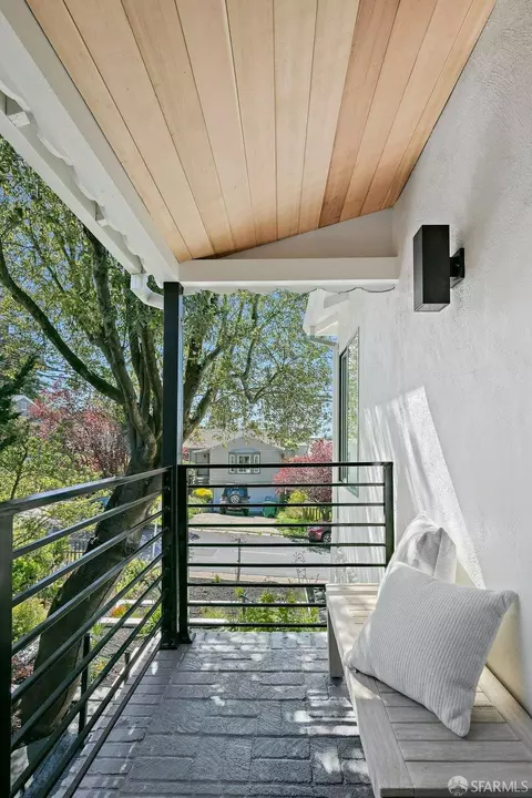 Exterior - 211 Purdue Ave, Kensington, CA 94708 photo 4 of 10