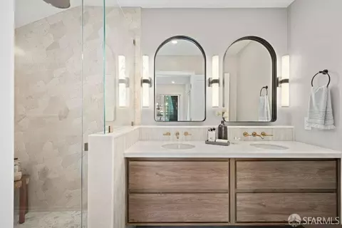 Bath - 211 Purdue Ave, Kensington, CA 94708 photo 4 of 5