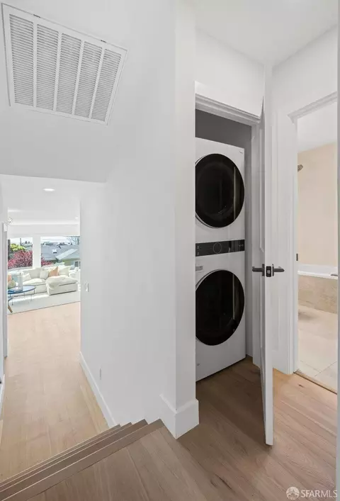 Entry Way - 211 Purdue Ave, Kensington, CA 94708 photo 1 of 1