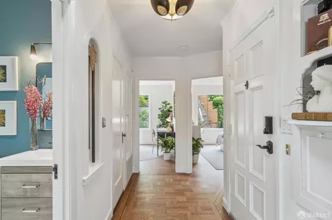 Entry Way - 393 Sweeny St, San Francisco, CA 94134 photo 3 of 5