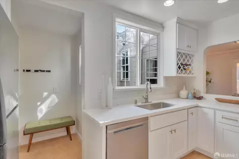 Kitchen - 753 Cayuga Ave, San Francisco, CA 94112 photo 3 of 7