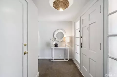 Entry Way - 2422 45th Ave, San Francisco, CA 94116 photo 5 of 5