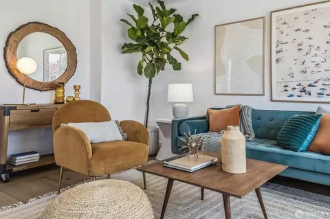 Living - 2422 45th Ave, San Francisco, CA 94116 photo 6 of 6
