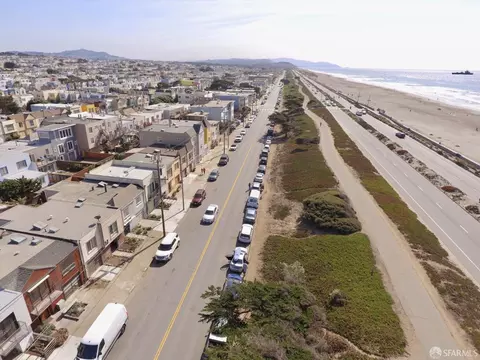 View/Area - 1822 43rd Ave, San Francisco, CA 94122 photo 2 of 15