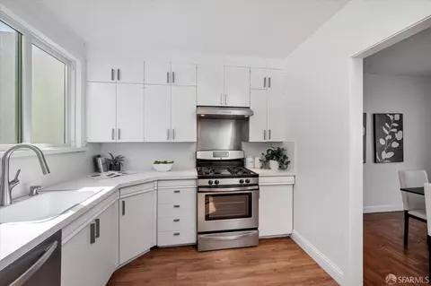 Kitchen - 1674 40th Ave, San Francisco, CA 94122 photo 2 of 2
